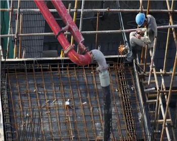 手机不离手，事故跟着走！看完再也不敢了……